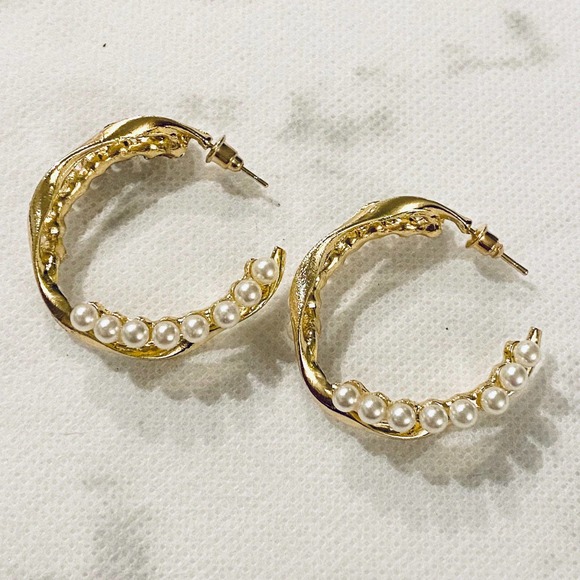 Pearl Gold Crossed Hoop Earrings - Picture 2 of 3